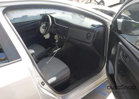 2017 Toyota Corolla L z USA, uszkodzony, nr VIN 5YFBURHE0HP603937